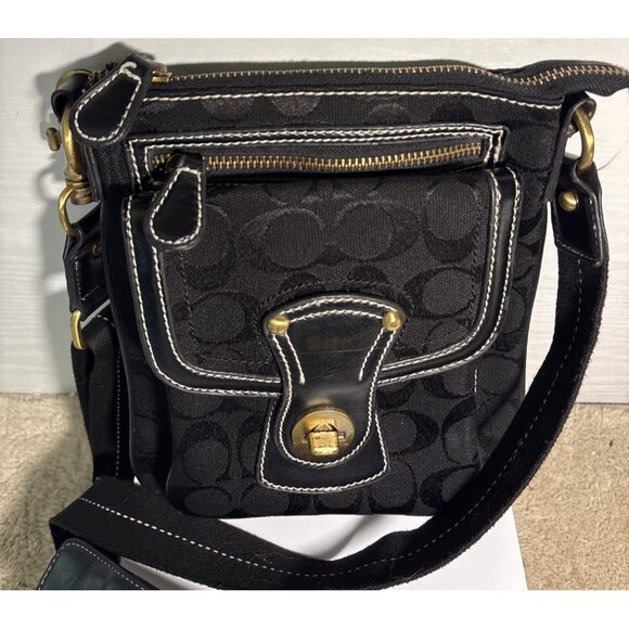 Coach Black Signature Crossbody Canvas Shoulder Bag Hippie Turnlock Monogram - Picture 4 of 14